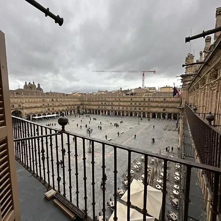 Principal Plaza Apartman *